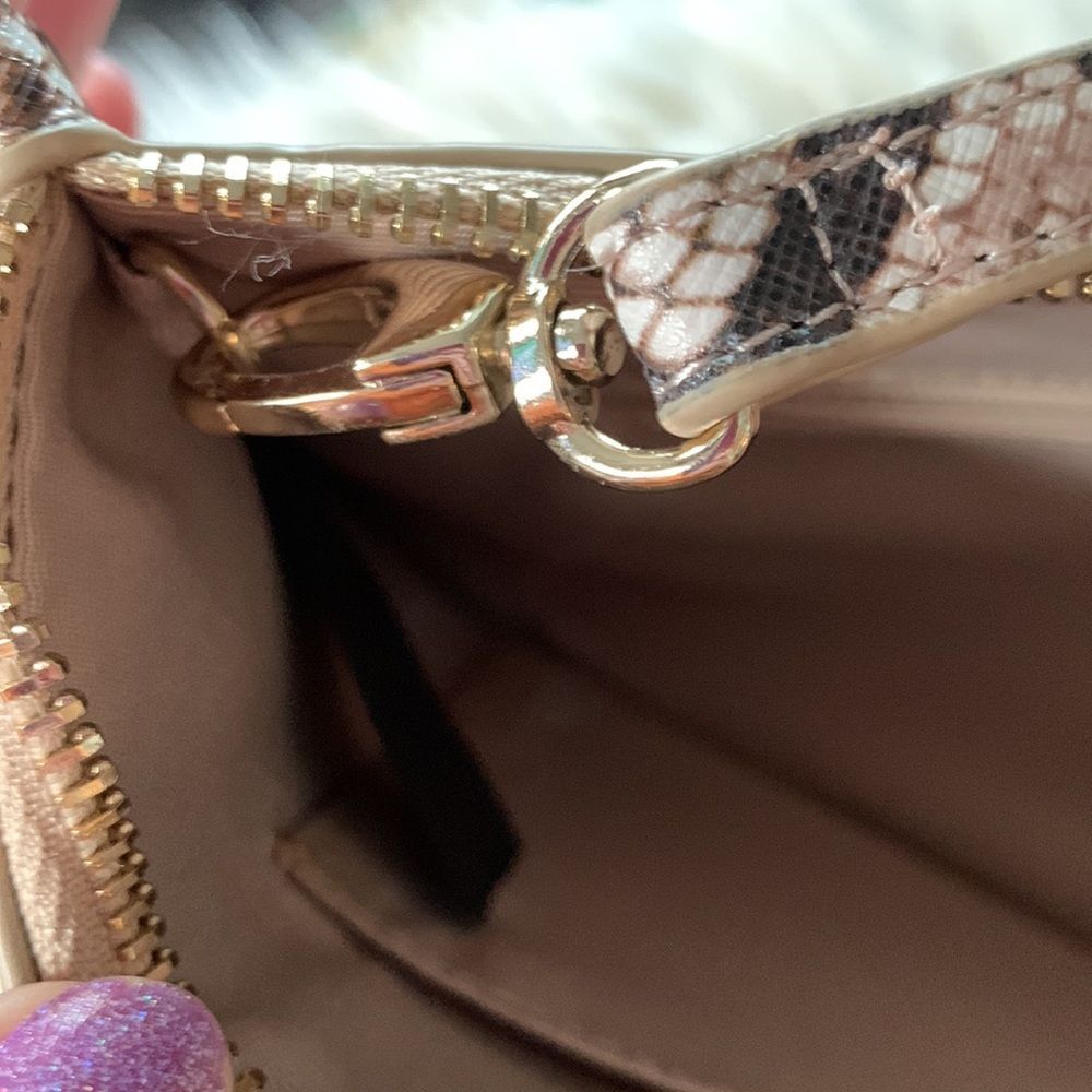 NWT WHBM Animal Print Oversized Clutch - Picture 7 of 10